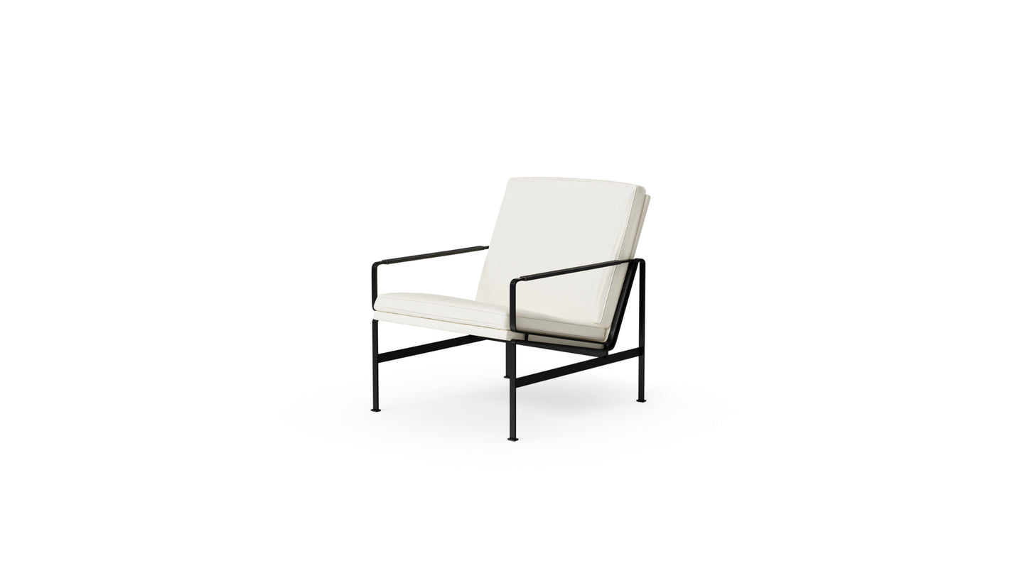 Fabricius and Kastholm FK6720 Easy Chair in the USA and Canada - Front Angle 2