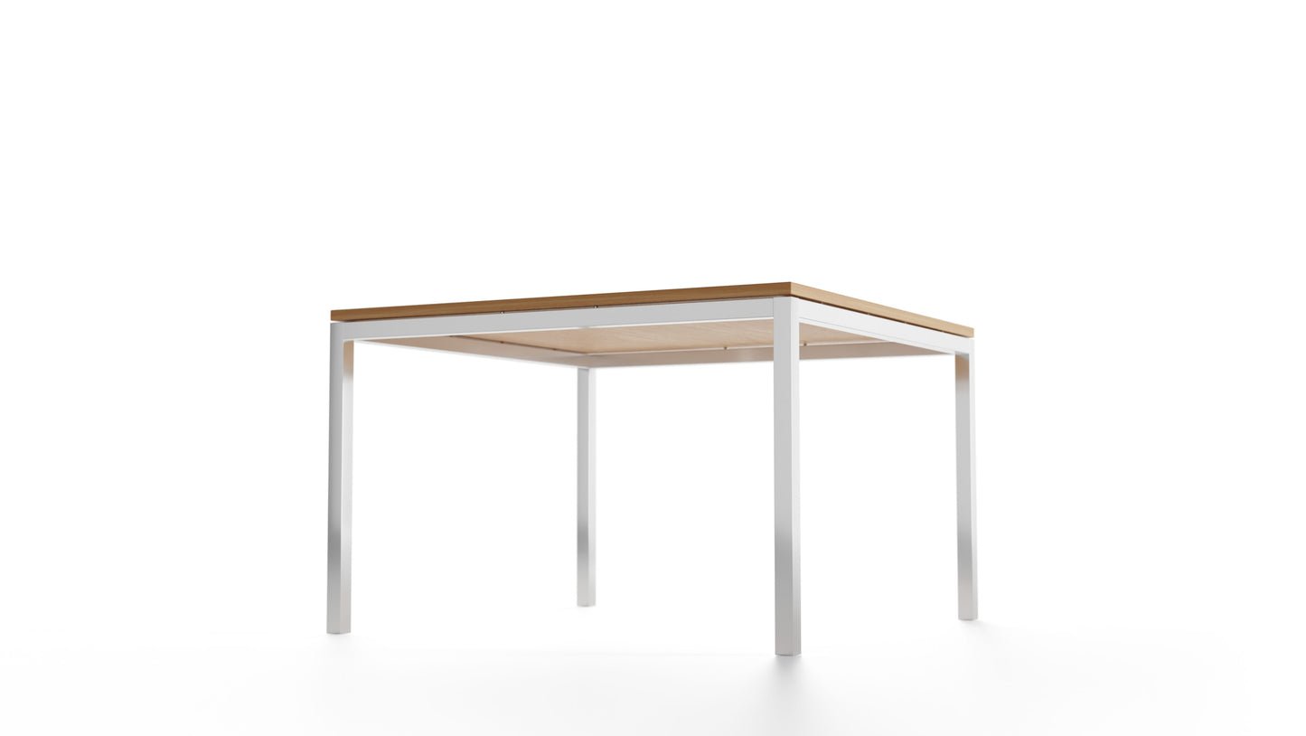 Florence Knoll Square End Table 29 inch in the USA and Canada - Closeup