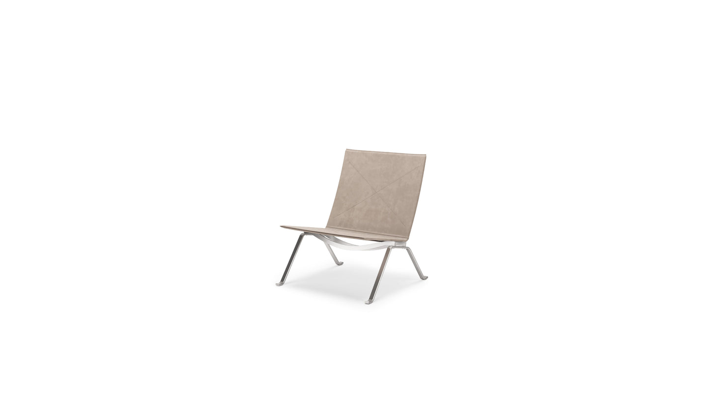 PK22 Lounge Chair Poul Kjærholm in Canada and the USA - Front Angle 2