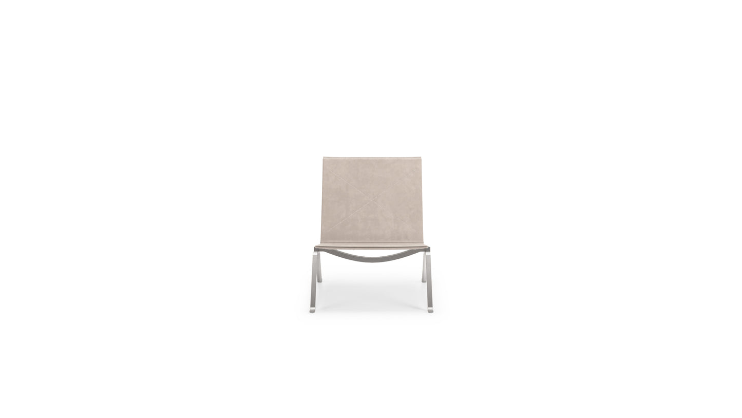 PK22 Lounge Chair Poul Kjærholm in Canada and the USA - Front