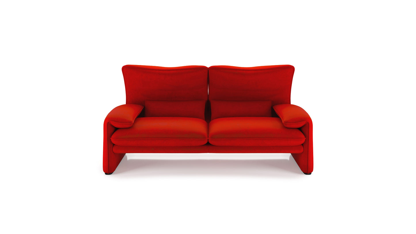 Vico Magistretti Maralunga Loveseat in the USA and Canada - Front