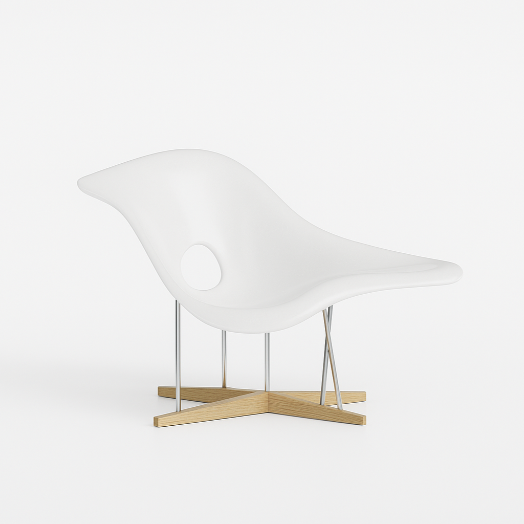 Molded Fiberglass Lounger: La Chaise White Oak