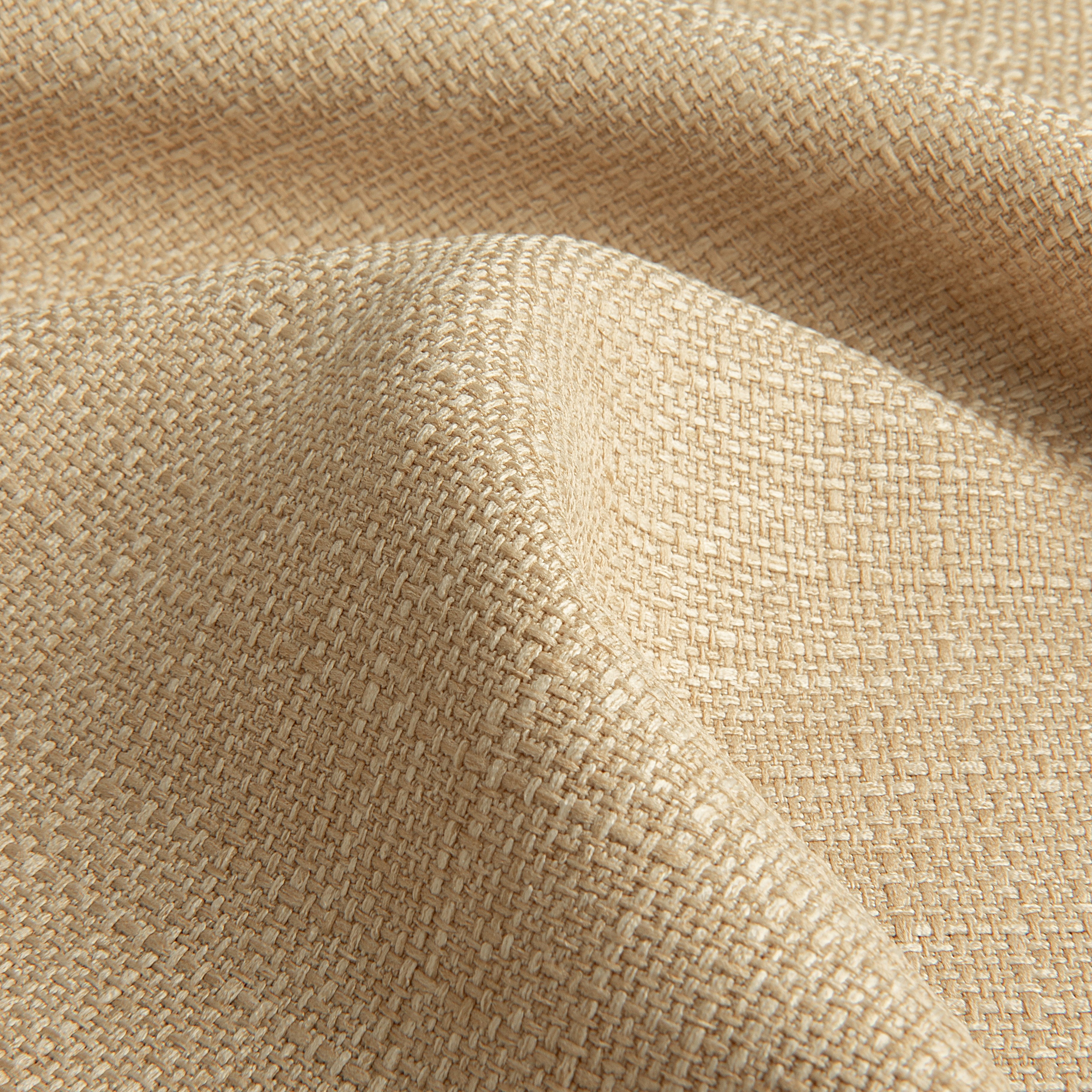This structured woven fabric has a firm plain weave and a varied surface. It resists wear and will brighten the rooms it graces.

COMPOSITION: 100% PES
WEIGHT: 290 g/m²
WYZENBEEK EP: 48k+ Rubs
MARTINDALE ABRASION EP: 60k+ Rubs