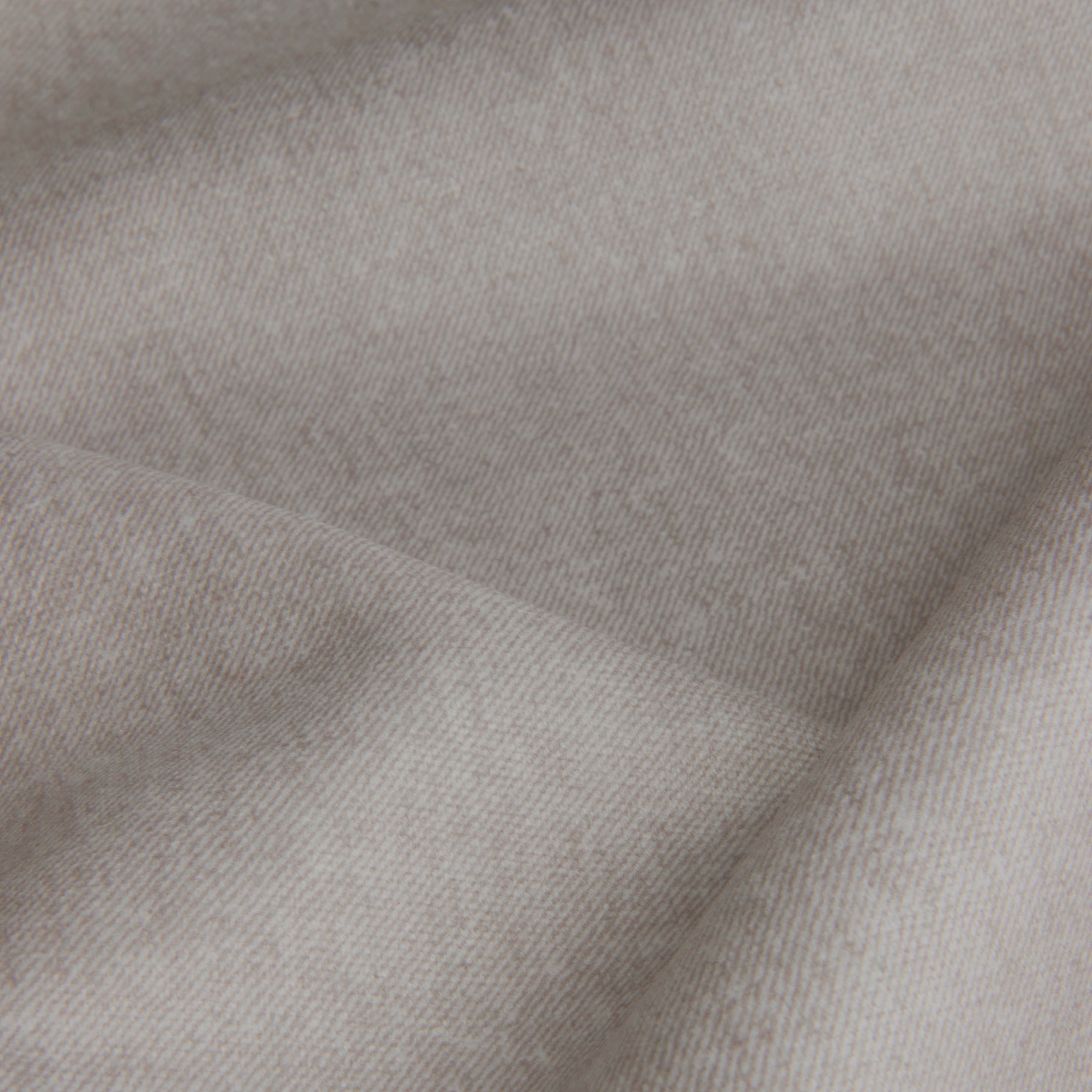 A soft velvet with micro-denier twill patterns printed onto a plush warp-knit base, this patterned velvet is inspired by the muted hues of ancient mosaics.

COMPOSITION: 100% PES
WEIGHT: 325 g/m²
WYZENBEEK EP: 100K+ Rubs
MARTINDALE ABRASION EP: 45K+ Rubs