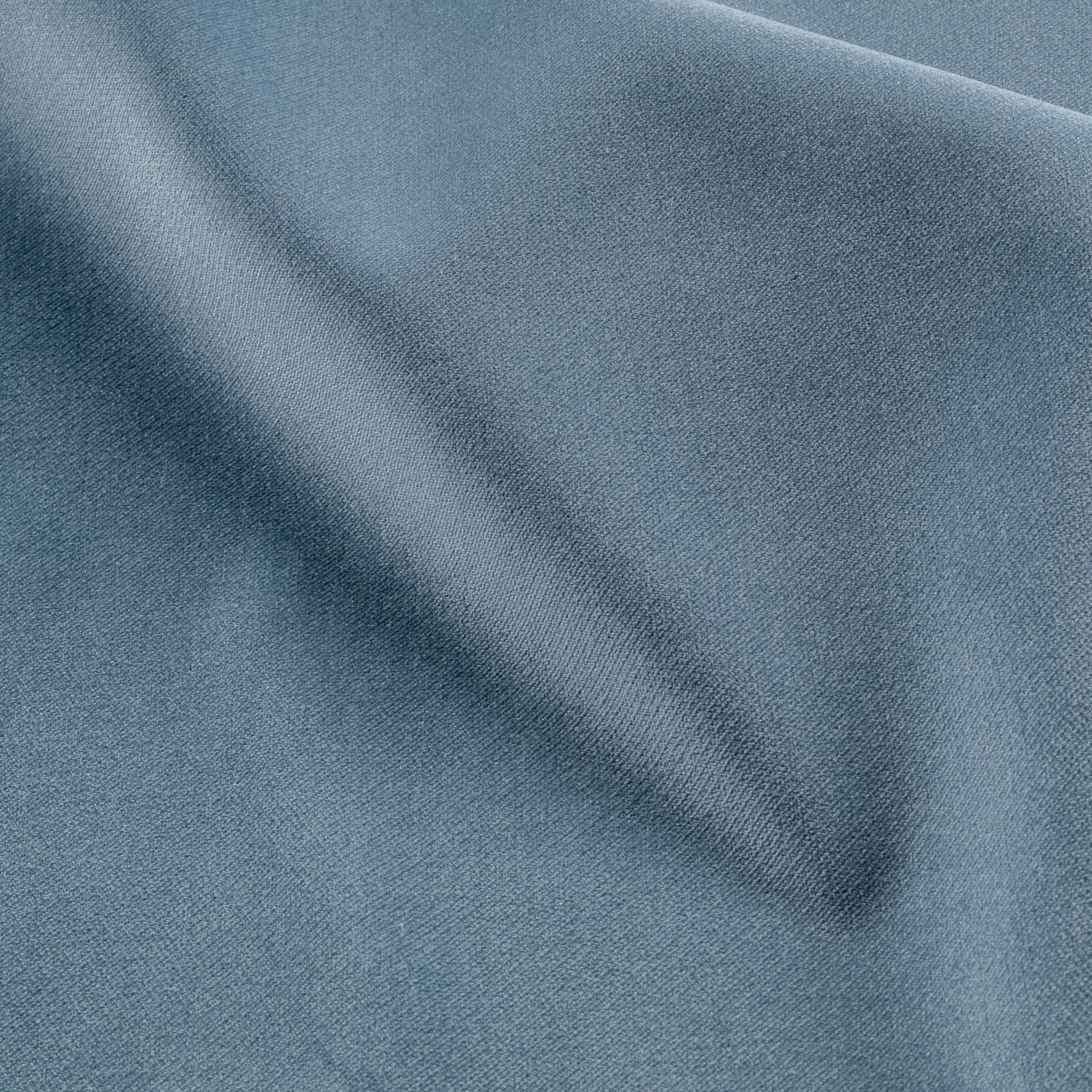 Inspired by the gentle play of light on refined stone, this woven velvet has a W-weave core for weight and a satin finish. This elegant velvet infuses any room with quiet luxury.

COMPOSITION: 100% PES
WEIGHT: 396 g/m²
WYZENBEEK EP: 100k+ Rubs
MARTINDALE ABRASION EP: 100k+ Rubs